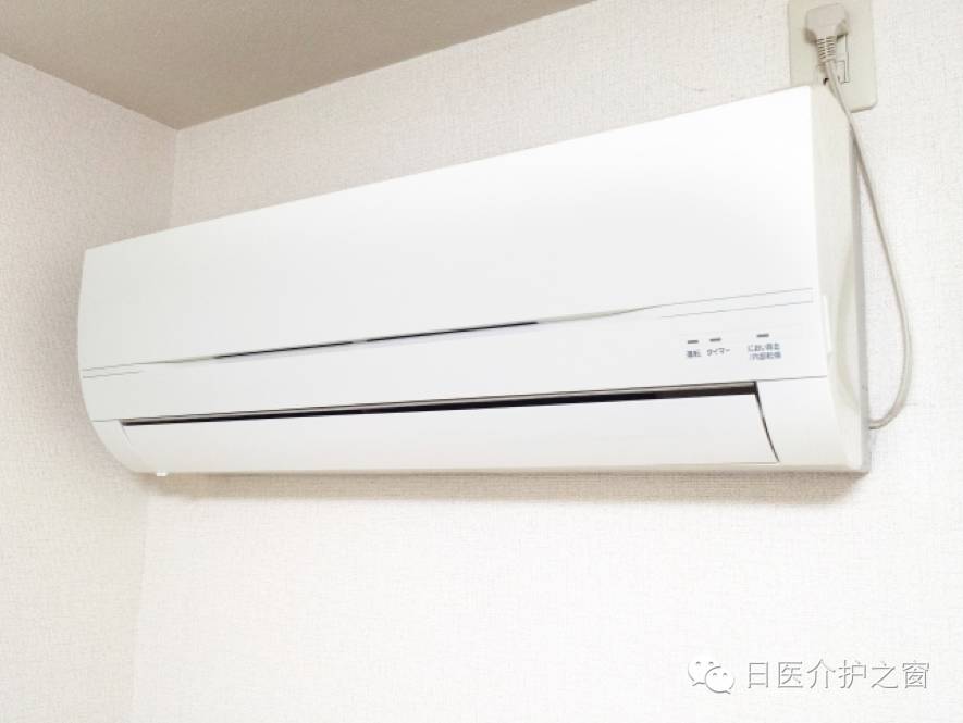 夏天如何预防金毛中暑,老人防中暑的最佳方法