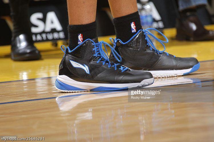 埃文特纳穿过的鞋,埃文特纳上脚球鞋