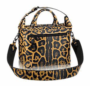 lv最新款脑洞也太大了吧,lv新款比之前多了两条线