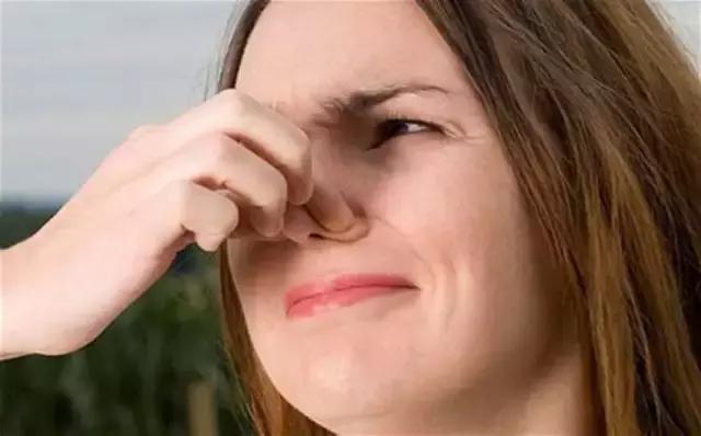 清洗鱼鳞没腥味最好方法,洗东西洗到手脱皮