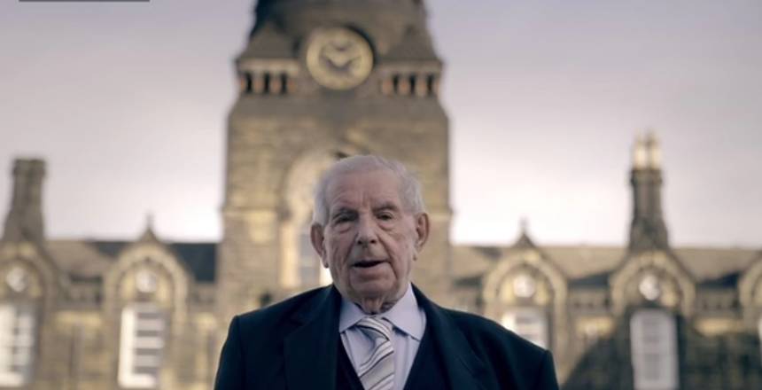 爷爷奶奶的摩登世界漫游指南：英国老人家都这么潮！