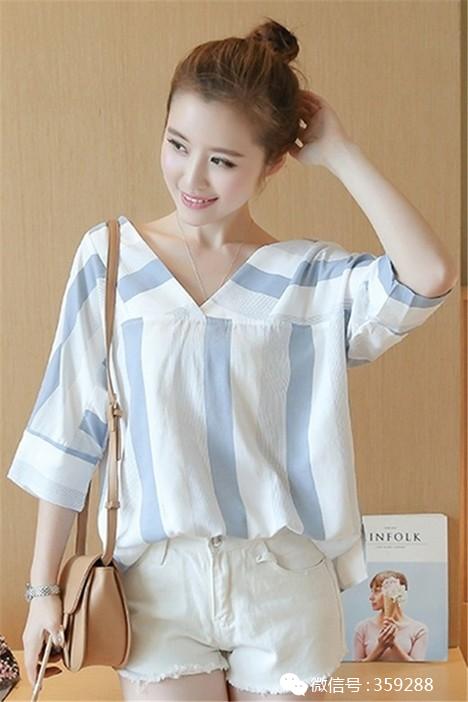 女童宽松时尚上衣,妈妈无袖减龄上衣宽松时尚版