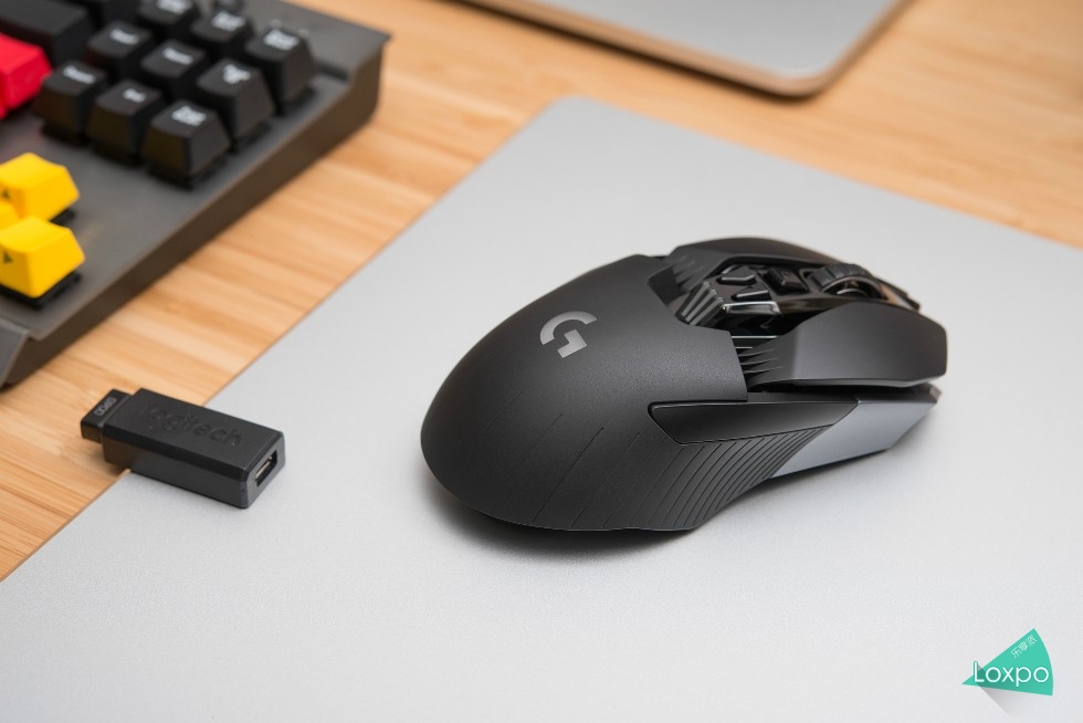 罗技鼠标g900是蓝牙无线鼠标吗 (罗技g900g无线鼠标)