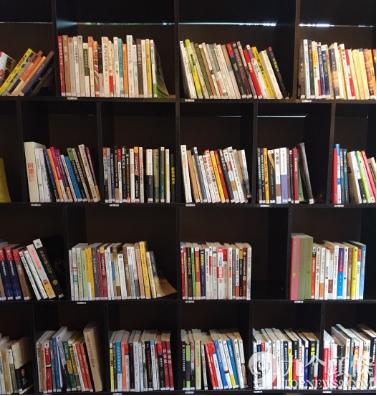 这家一开业就赔掉*裤底**的互金咖啡馆,今天关门了!