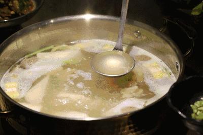 一帮吃货,一群吃货在一起会发生什么