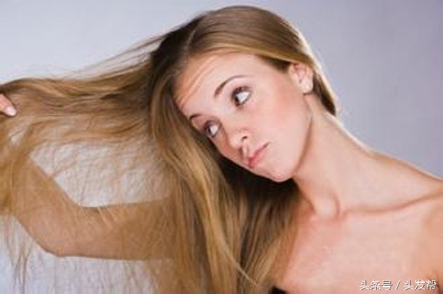 脱发掉头发用什么类型洗发水,总用一款洗发水会有头皮屑吗