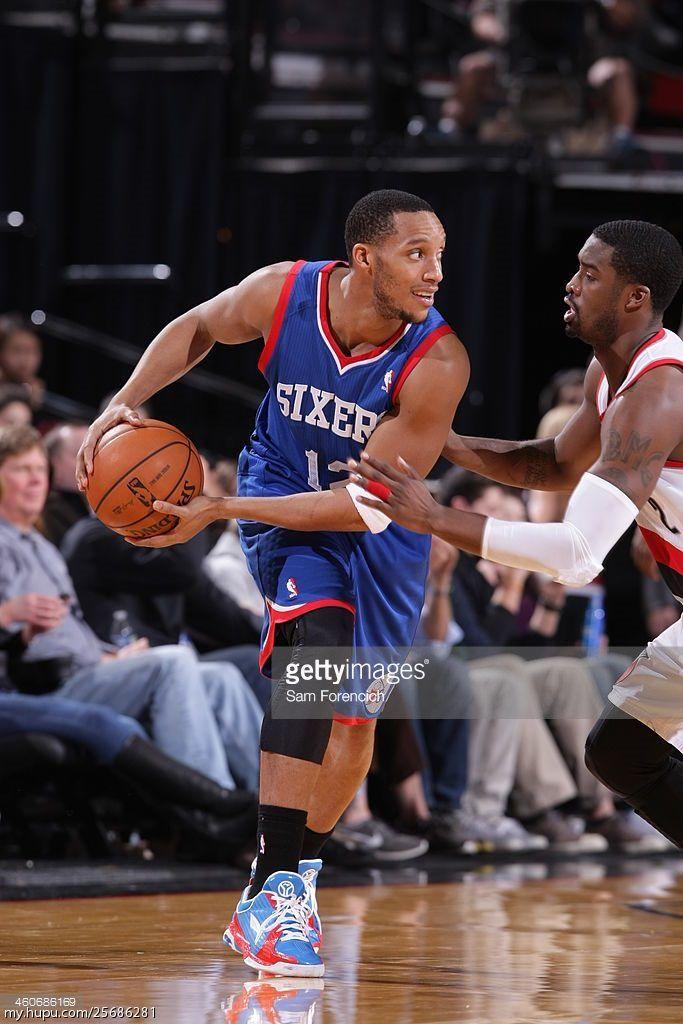 埃文特纳穿过的鞋,埃文特纳上脚球鞋