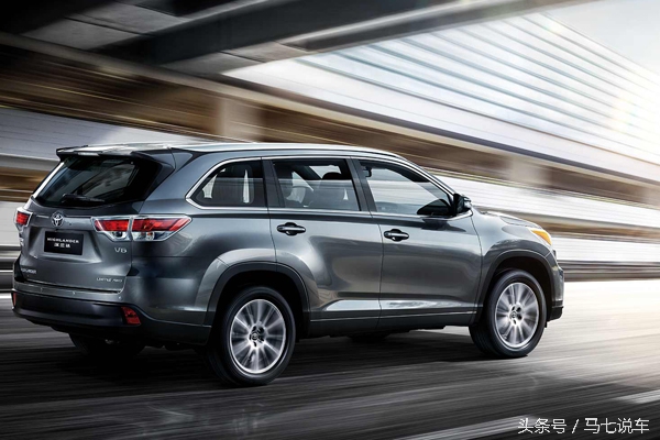 奥迪q5进取价格,最新款奥迪q5三角窗