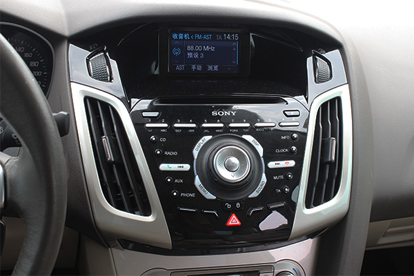 2013年1.8l福克斯二手车油耗多少,福克斯2011款三厢经典手动油耗1.8