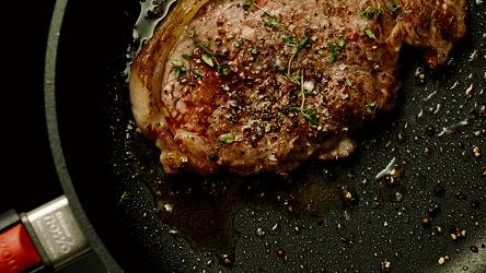 用煎蛋锅煎蛋真是仪式感满满,怎样用煎蛋锅煎蛋不糊又熟透