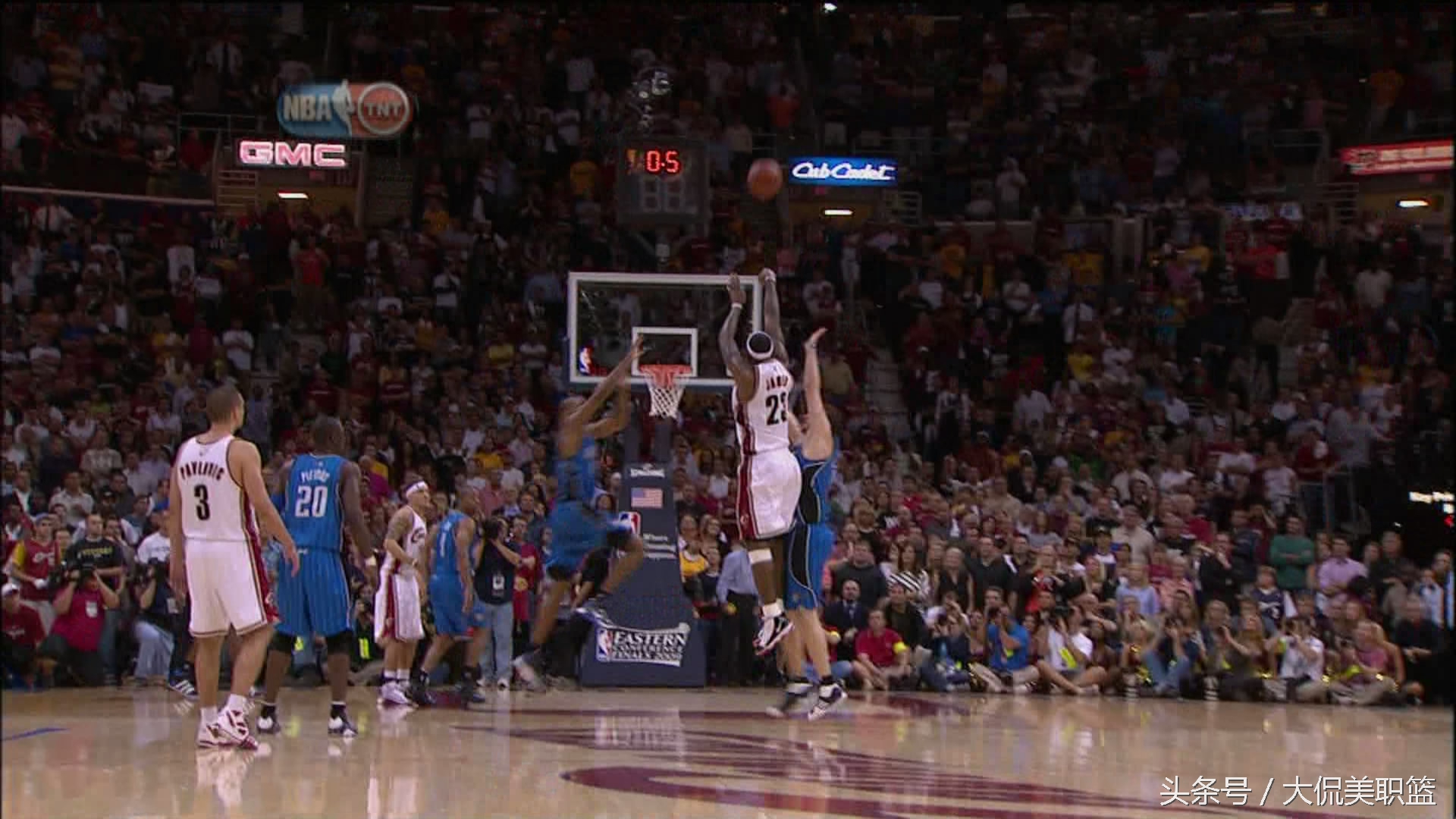 回顾詹姆斯绝杀魔术完整视频,谈詹姆斯全明星绝杀