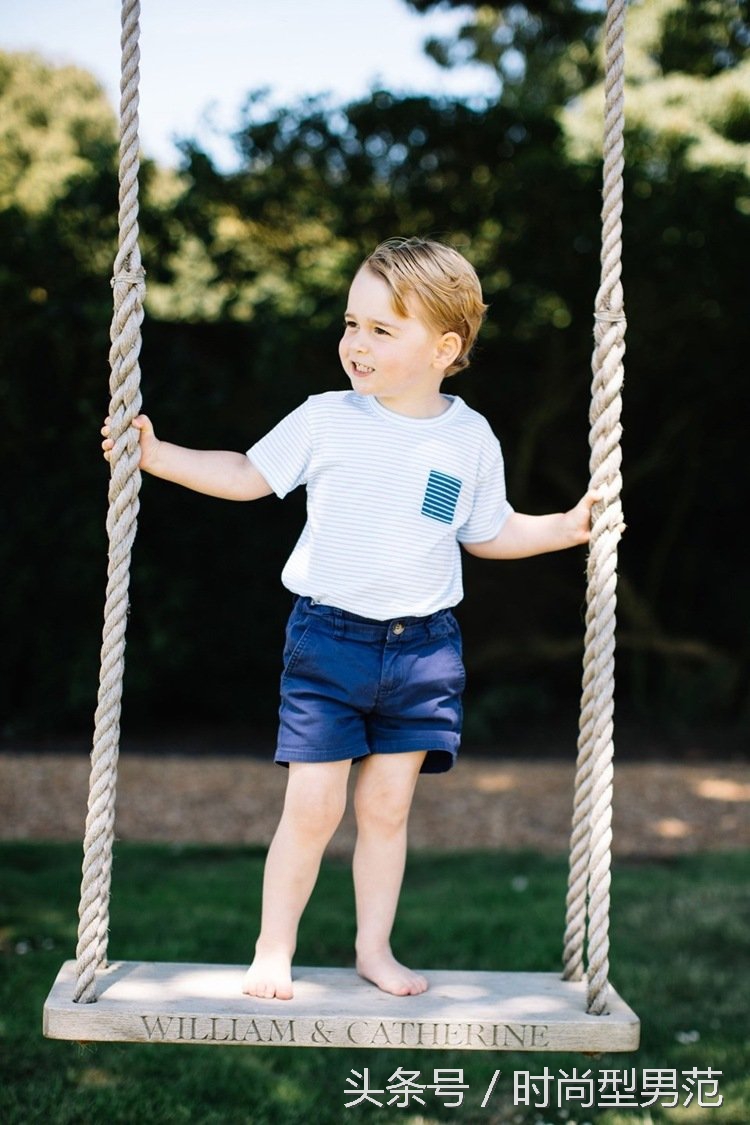 跟着英国皇室的乔治王子学！你家的宝贝也能穿成王子与公主