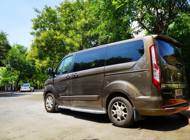 2020款别克gl8mpv车型大全,家用mpv选奔驰v260还是别克gl8