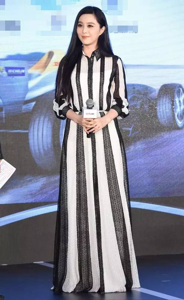 条纹单品怎么穿才好看,条纹时髦上衣怎么搭配好看