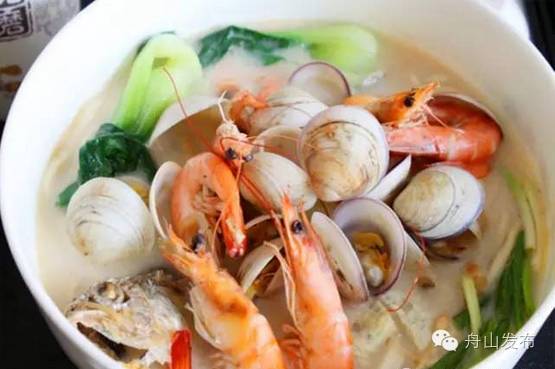 二爷,不哭!来我这吃碗海鲜面!