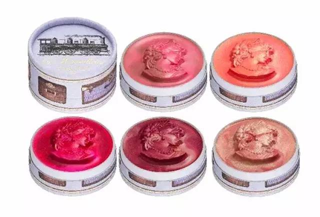 看了2018大牌的秋冬彩妆新品,2018秋冬彩妆必入合集