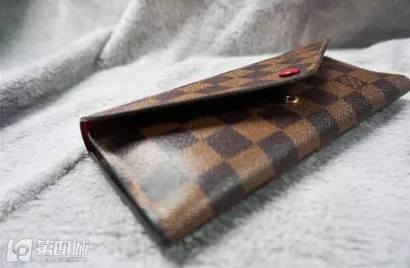 说奇葩丨买淘宝的都是low货？那你买个LV就能上天吗！