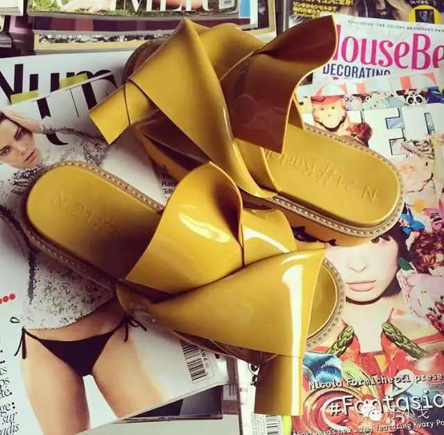 鍝佷綅杞﹁创,鍝佷綅閴村畾