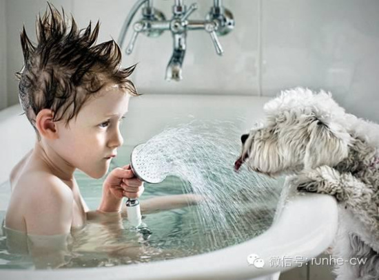 6岁男童头皮屑特别多是怎么回事,小男孩有很多头屑