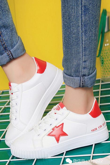 新款韩版女鞋，气质高雅恬静！