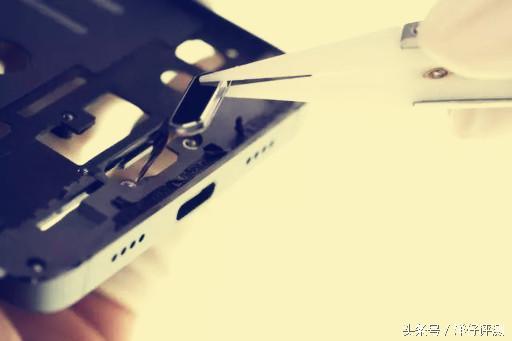 小米5位插线板拆解,小米5pro拆解