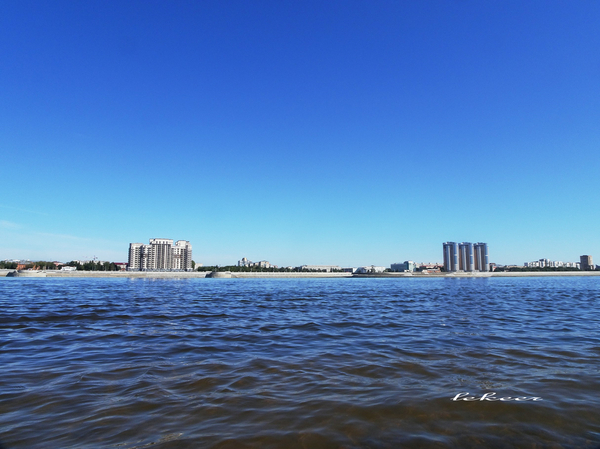 额滴个神！一枚老男人居然在黑河疯狂购物直到手软！