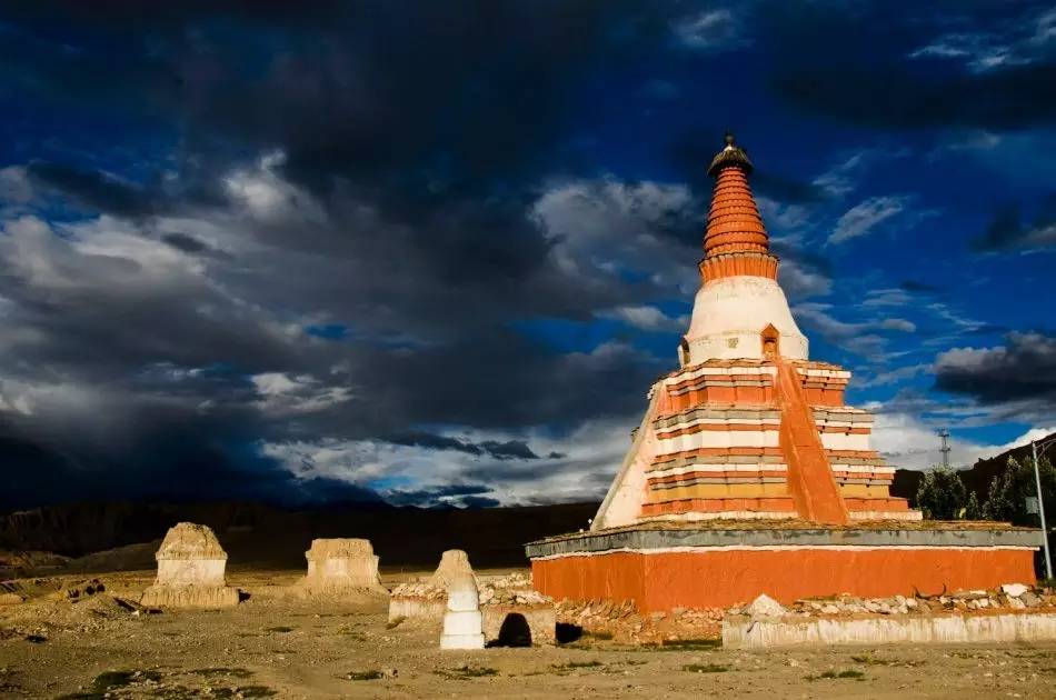 一夜消失的古城,一夜之间消失的镇