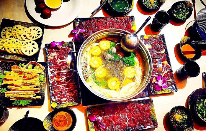 隐藏于闹市的重庆美食,来重庆必打卡美食街