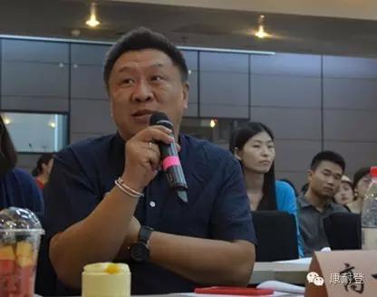 跟康耐登一起去米兰·《我要去米兰》