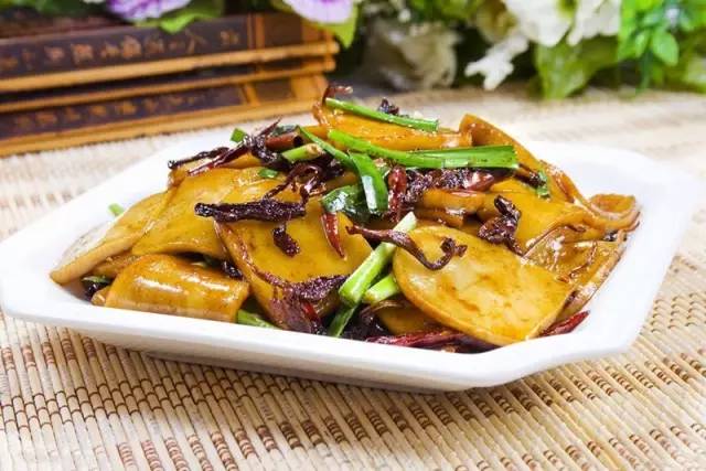 从郑州坐飞机去云南,从郑州坐火车去昆明多少钱