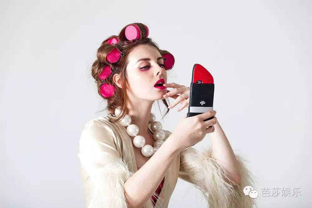 每日星范|范冰冰论手机壳种草狂魔，我只服范爷！