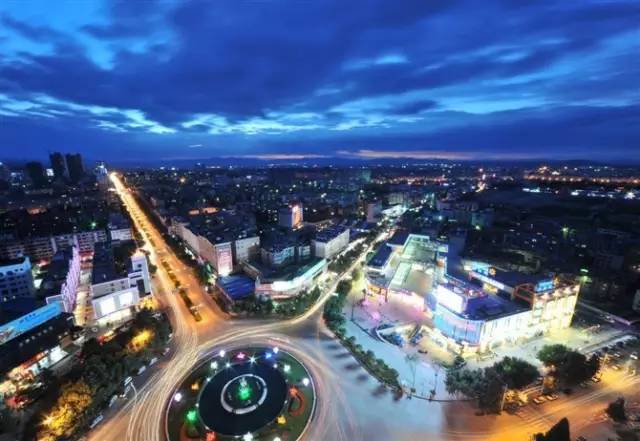 从郑州坐飞机去云南,从郑州坐火车去昆明多少钱