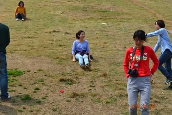 稻草人旅行有什么特色,稻草人旅行沙漠
