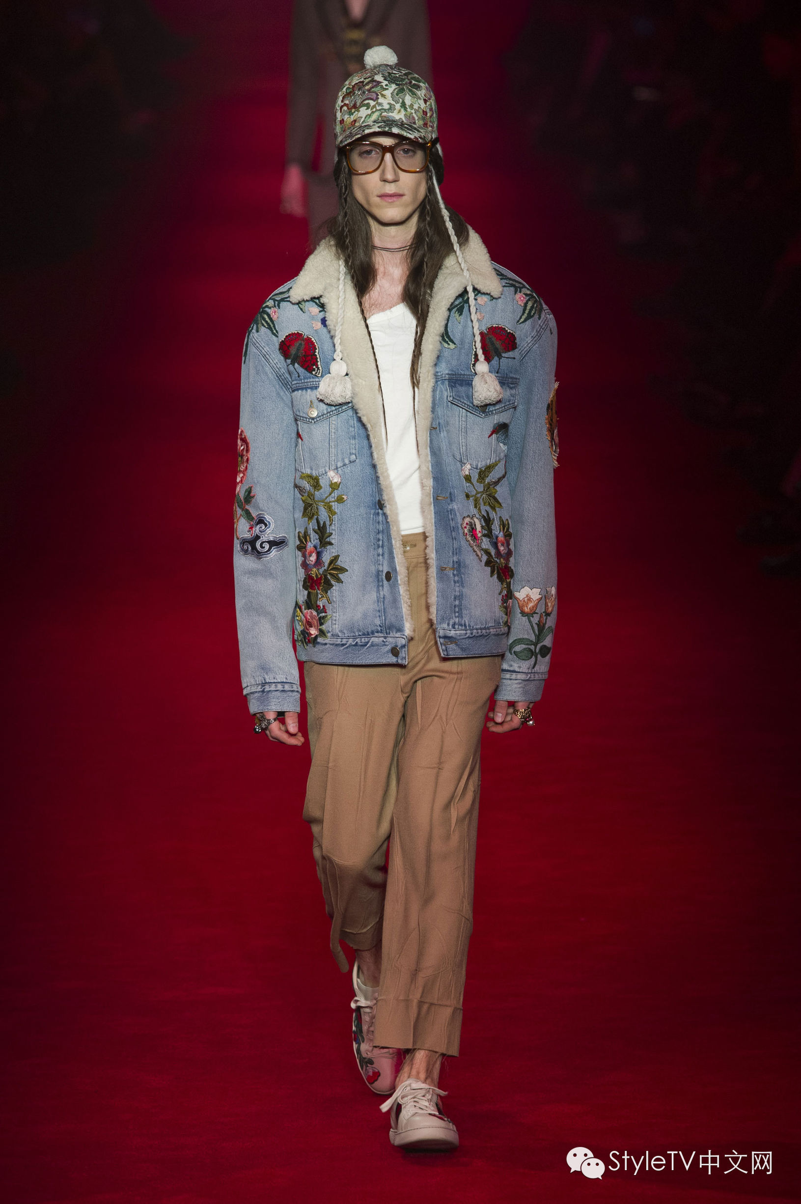 美cry！窥探躲在GUCCI后台的少男少女们