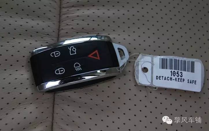 钥匙忘车里砸哪个玻璃,把车钥匙锁车里只能砸玻璃怎么办