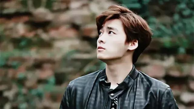 贵圈|白岩松告诉我们，段子手比长腿欧巴惹人爱