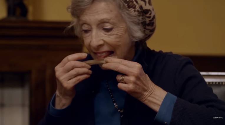 爷爷奶奶的摩登世界漫游指南：英国老人家都这么潮！