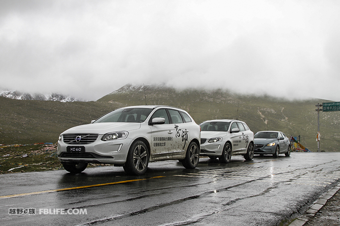 沃尔沃xc60试驾视频2020第一视角,2023款沃尔沃xc60高原试驾