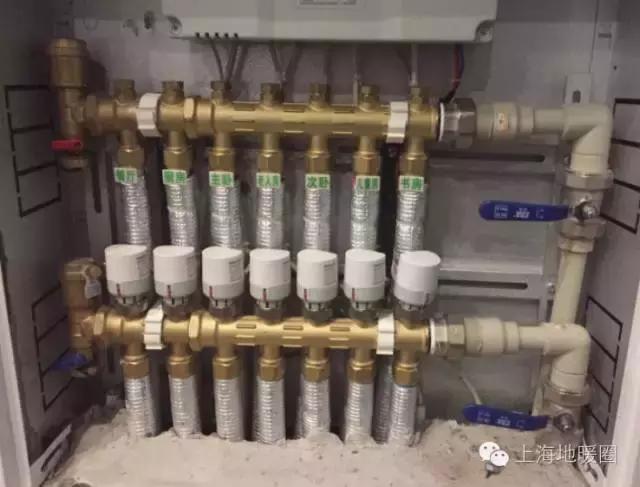 地暖分集水器弹起,地暖温控分集水器