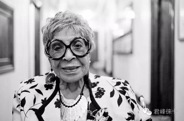 35mm镜头怎么选,摄影师为什么都喜欢35mm镜头