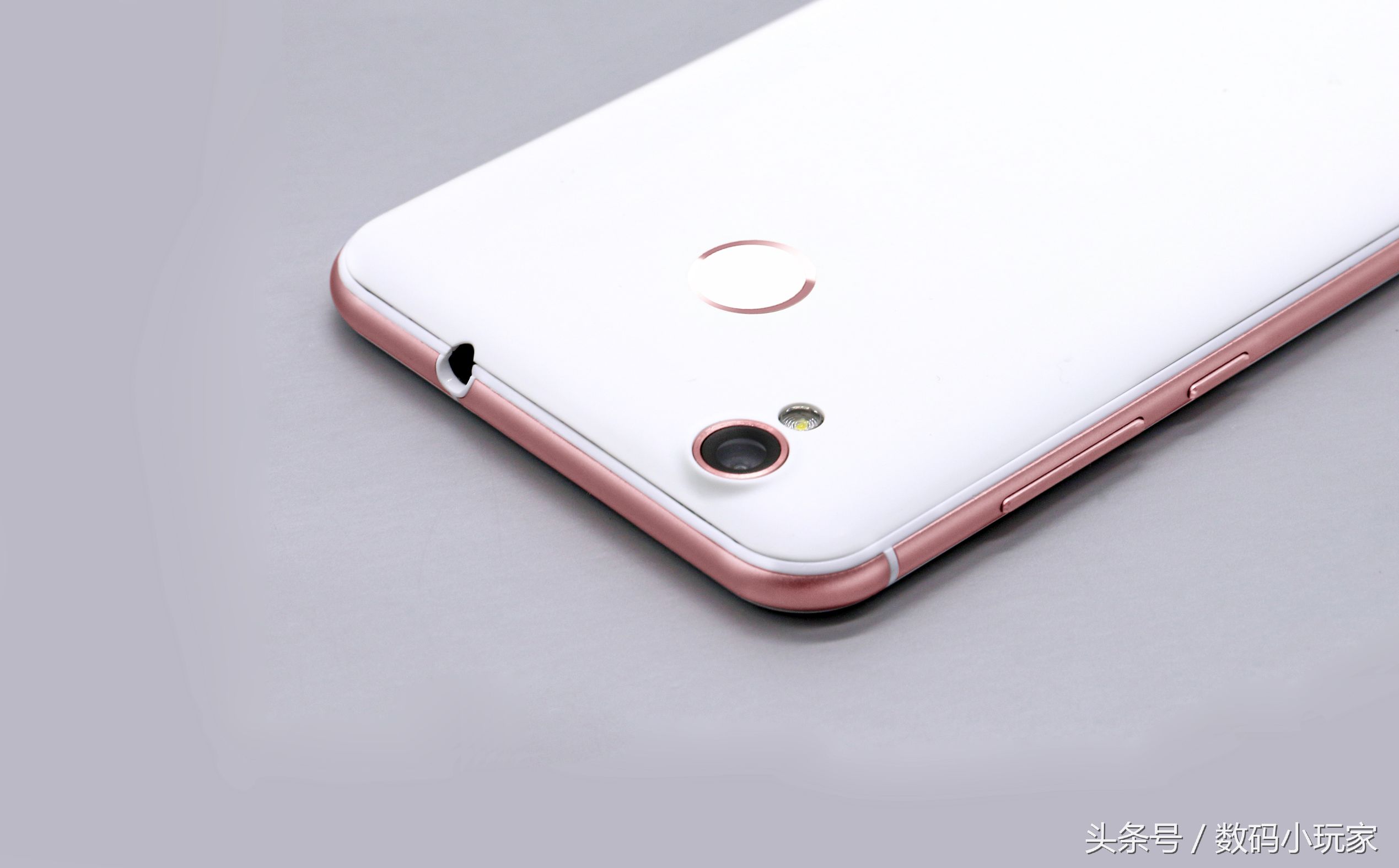 最薄地方6.9mm,如何做到7000mAh,苹果学不来果粉眼