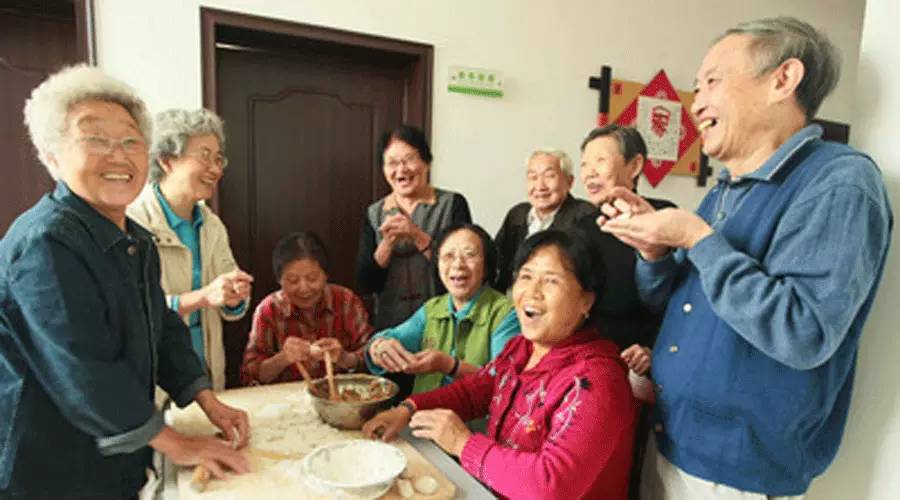 南京《金陵晚报》开通电话购物搞副业，6700万主要来自老年人