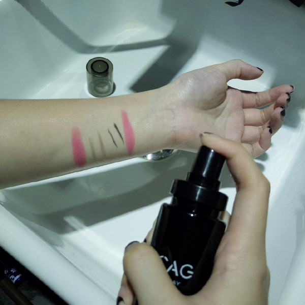 哪种卸妆产品对皮肤的伤害最小,常用的卸妆产品该如何选择