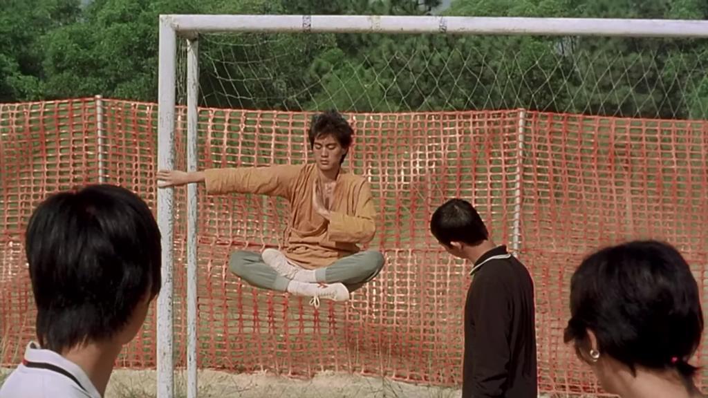 周星驰将少林足球踢进了世界杯,沉寂3年的周星驰少林足球