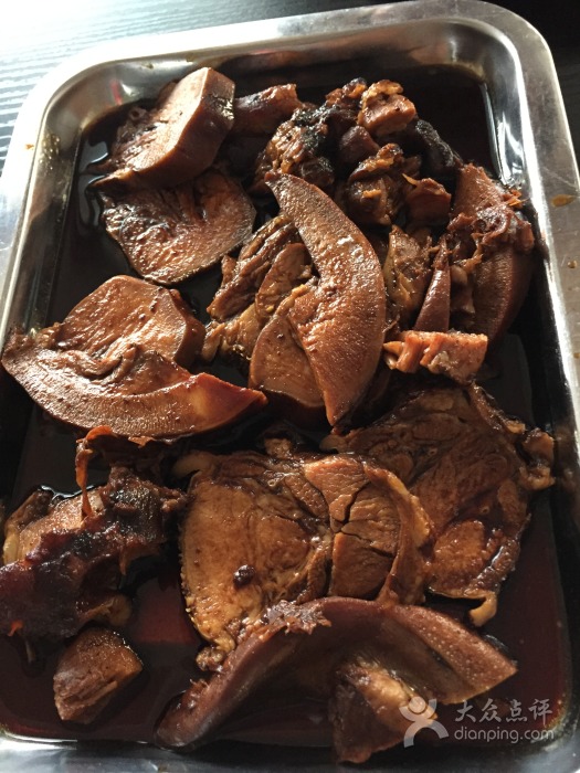 老北京卤煮网红店,北京一家很火的卤煮店