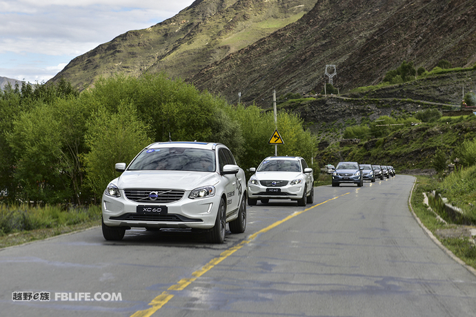 沃尔沃xc60试驾视频2020第一视角,2023款沃尔沃xc60高原试驾