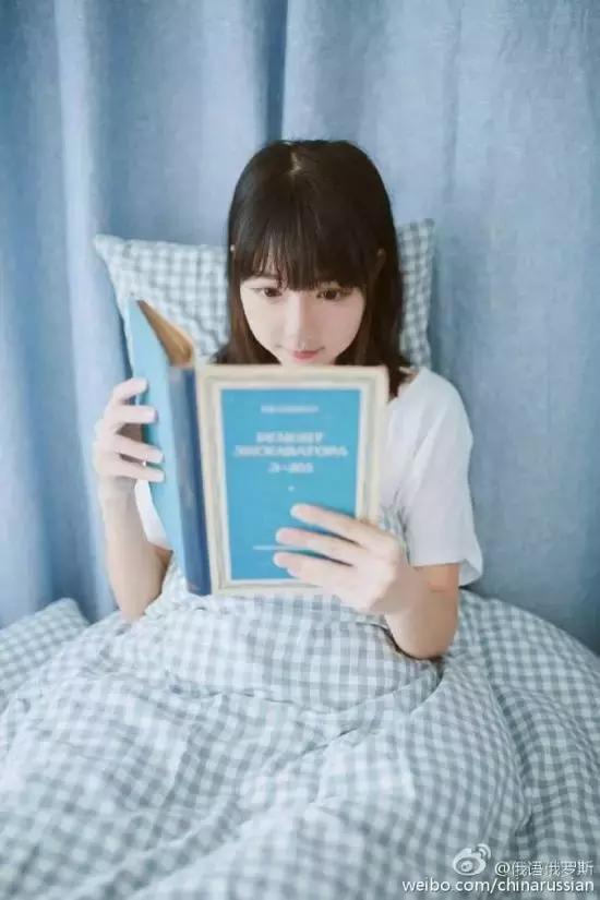 这位清纯妹子因为《挖掘机维修指南》一炮而“红”