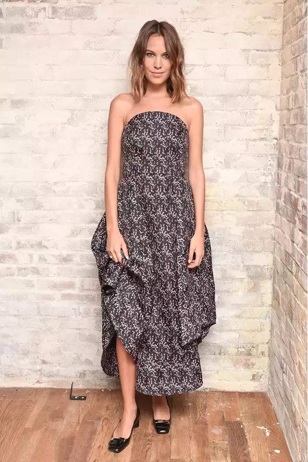 高跟鞋这样穿一整天不累脚,好穿又好看高跟鞋推荐