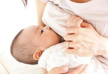 老公嫌弃我胸小喂不饱宝宝,真的这样吗?