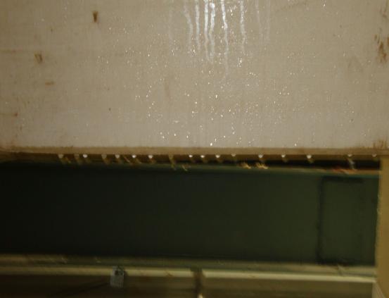 家里空调漏水怎么办,空调结露滴水怎么解决